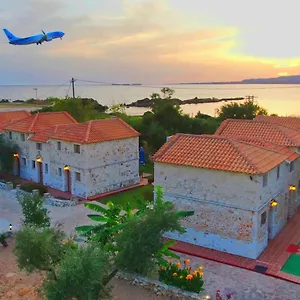 https://monte-e-mare.kefaloniahotels.net